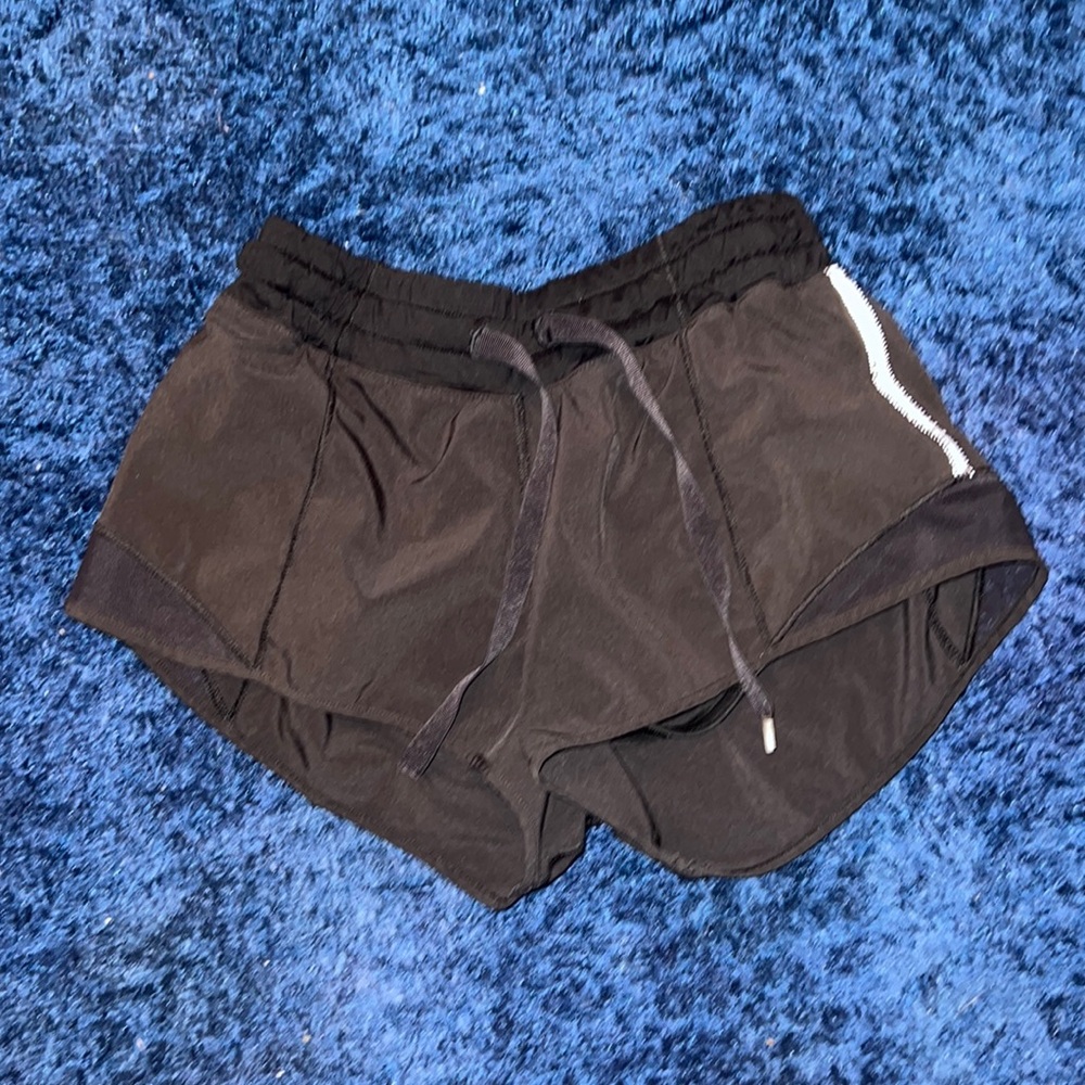 lululemon hotty hot shorts